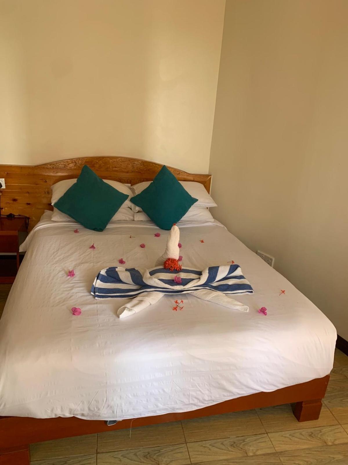 Athens View Hotel Guraidhoo  Eksteriør billede